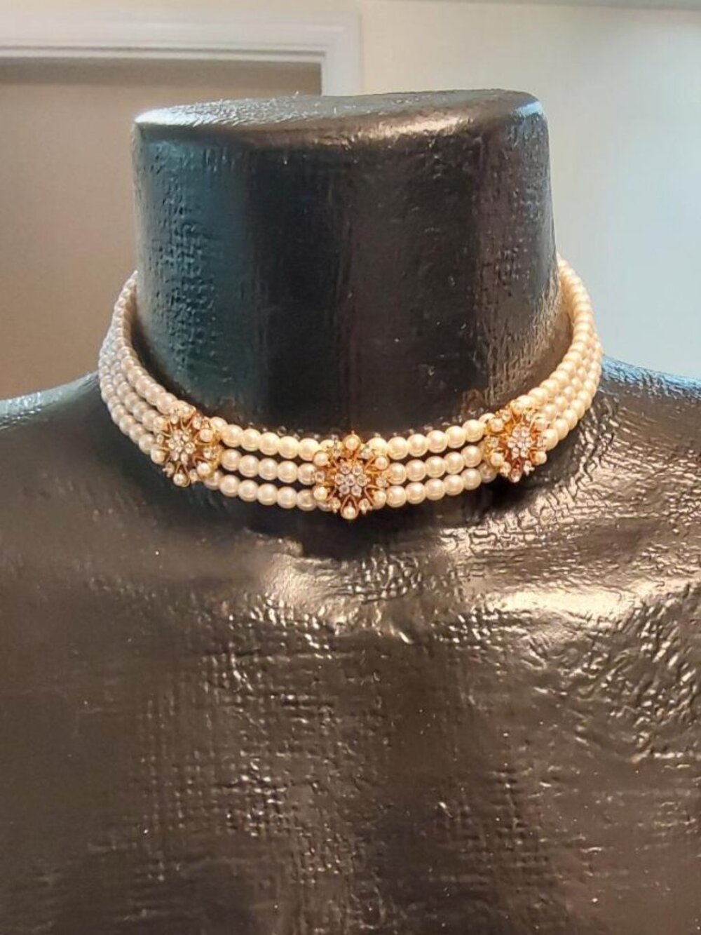Triple Strand Pearl Choker Necklace with 3 Spacers